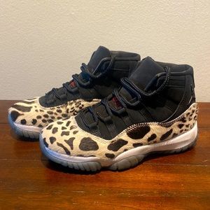 Nike Air Jordan 11 Retro Sneaker size 7